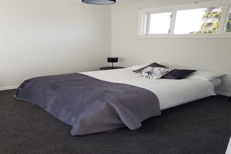 Photo of property in 198 Pacific Drive, Fitzherbert, Palmerston North, 4410