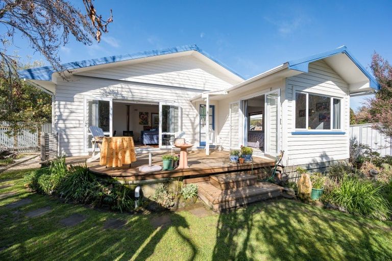Photo of property in 16 Baldwin Road, Tasman, Upper Moutere, 7173