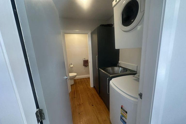 Photo of property in 103 Inglis Street, Seatoun, Wellington, 6022