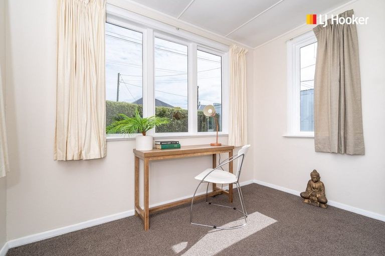 Photo of property in 24 Puketai Street, Andersons Bay, Dunedin, 9013