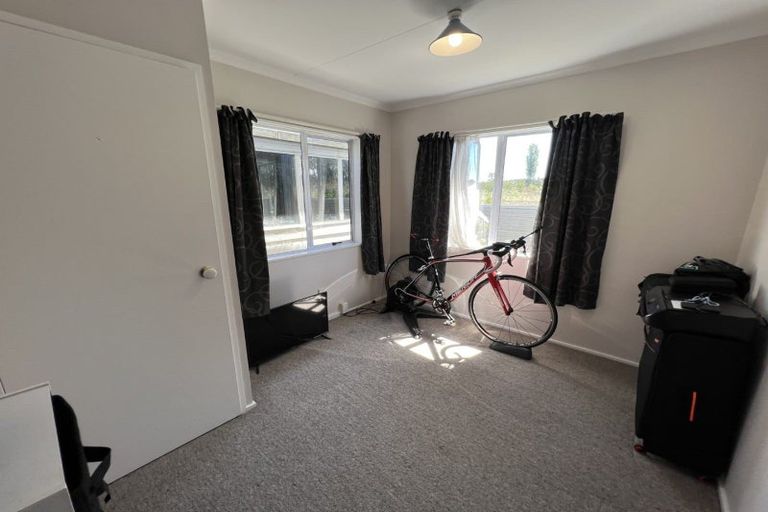 Photo of property in 56a Newton Place, Westbrook, Palmerston North, 4412