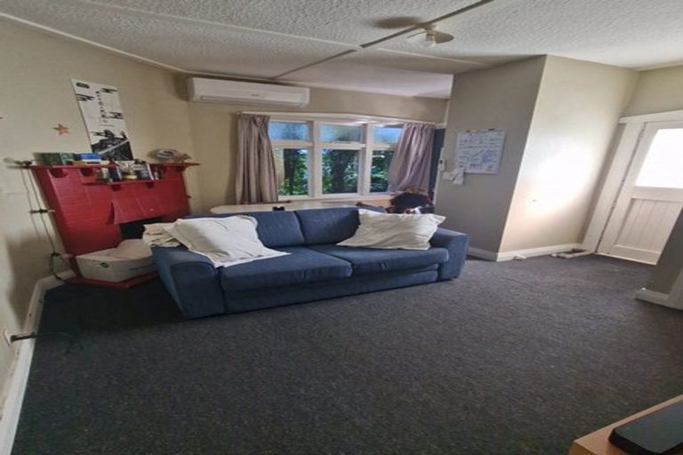 Photo of property in 44 Mount Pleasant Road, Aro Valley, Wellington, 6012