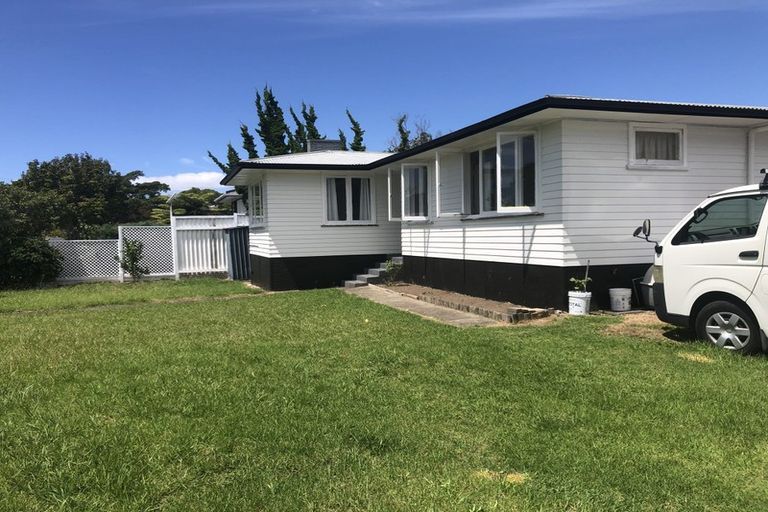 Photo of property in 26 Nile Road, Kelston, Auckland, 0602