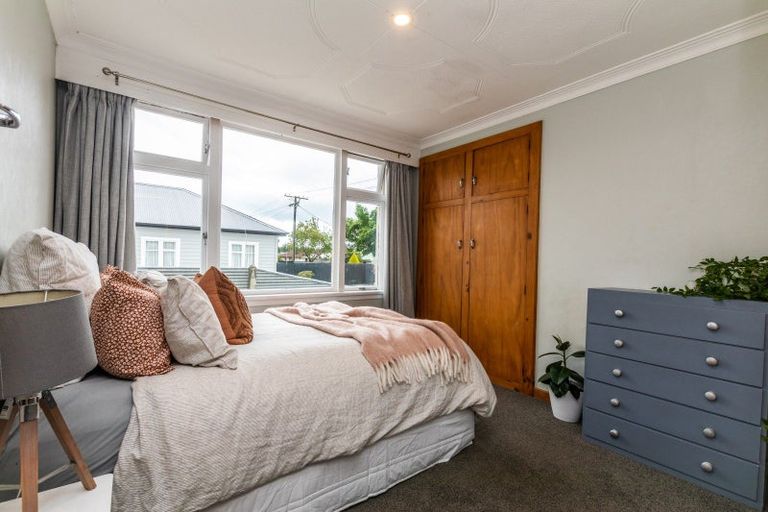 Photo of property in 9 Grange Street, Winton, 9720