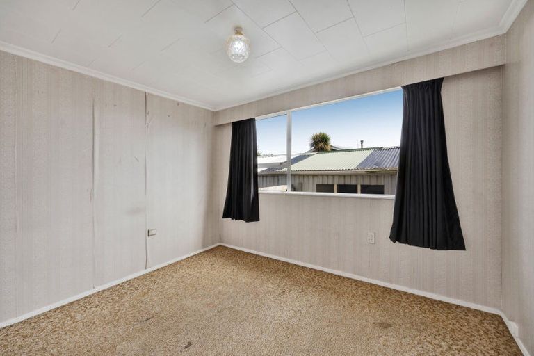 Photo of property in 22 Hickey Place, Opunake, 4616