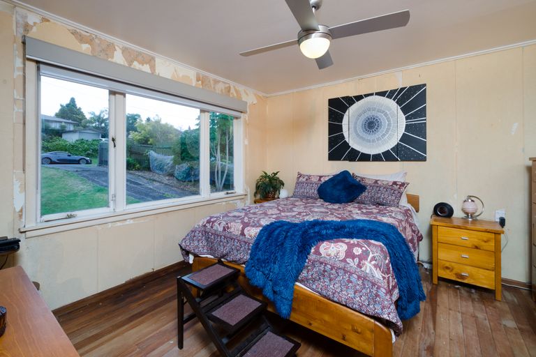 Photo of property in 62 Tudor Road, Henderson, Auckland, 0610