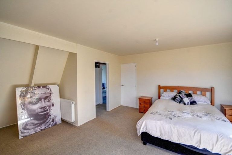 Photo of property in 20 Ellesmere Street, Ravensbourne, Dunedin, 9022