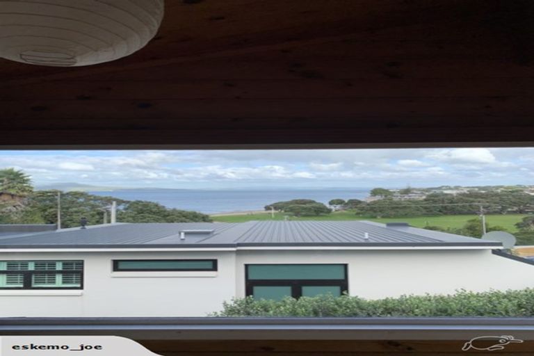 Photo of property in 12a Beach Road, Castor Bay, Auckland, 0620