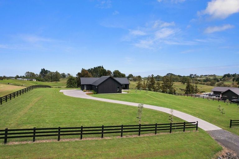 Photo of property in 19 Old Vintners Close, Te Kauwhata, 3782