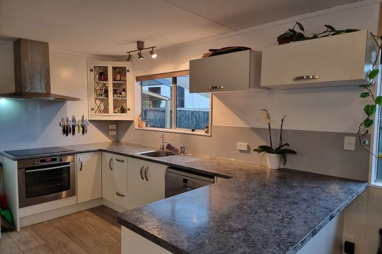 Photo of property in 38b Kaitemako Road, Welcome Bay, Tauranga, 3112