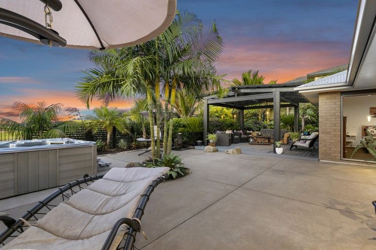 Photo of property in 37 Falcon Drive, Welcome Bay, Tauranga, 3112