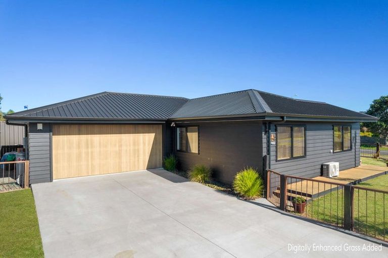 Photo of property in 150 Harbour Drive, Matarangi, Whitianga, 3592