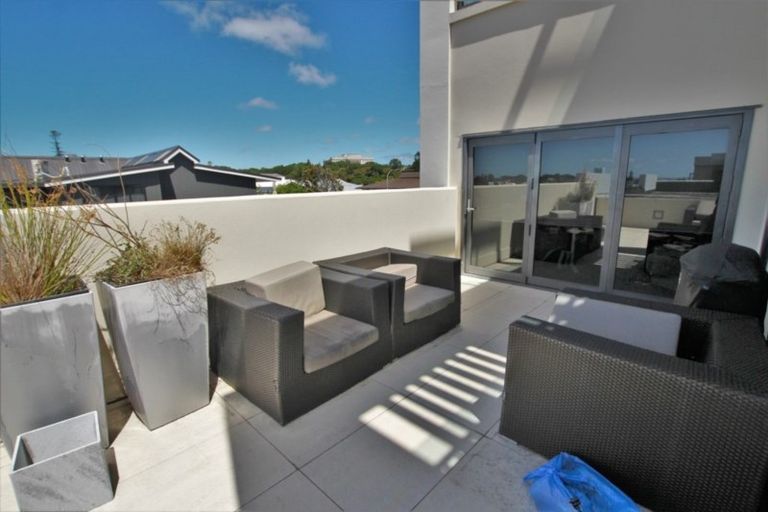 Photo of property in Heards Building, 303/2 Ruskin Street, Parnell, Auckland, 1052