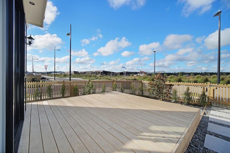 Photo of property in 47 Kaha Road, Papakura, 2110