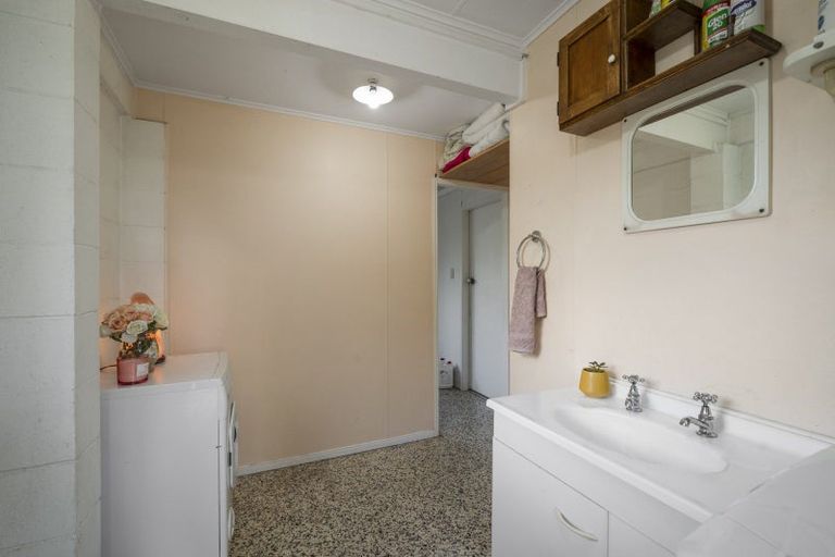 Photo of property in 24 Mckee Avenue, Fenton Park, Rotorua, 3010