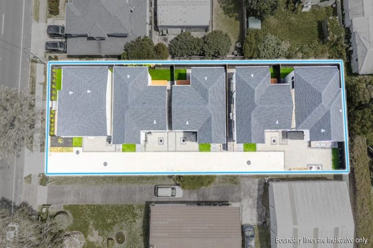 Photo of property in 17 Muir Avenue, Mangere Bridge, Auckland, 2022