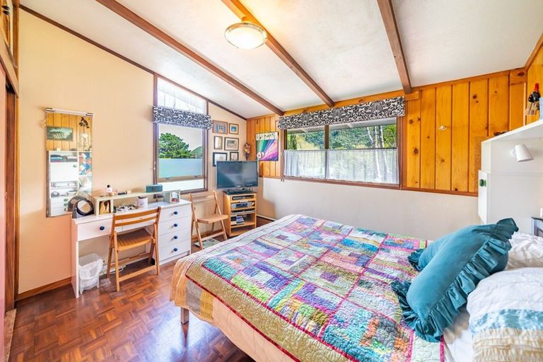 Photo of property in 3 Whangakoko Grove, Birchville, Upper Hutt, 5018