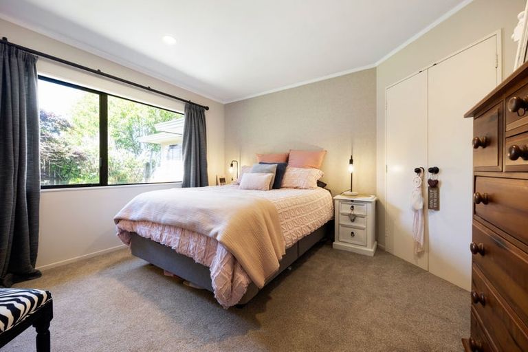 Photo of property in 28 Bouverie Crescent, Flagstaff, Hamilton, 3210