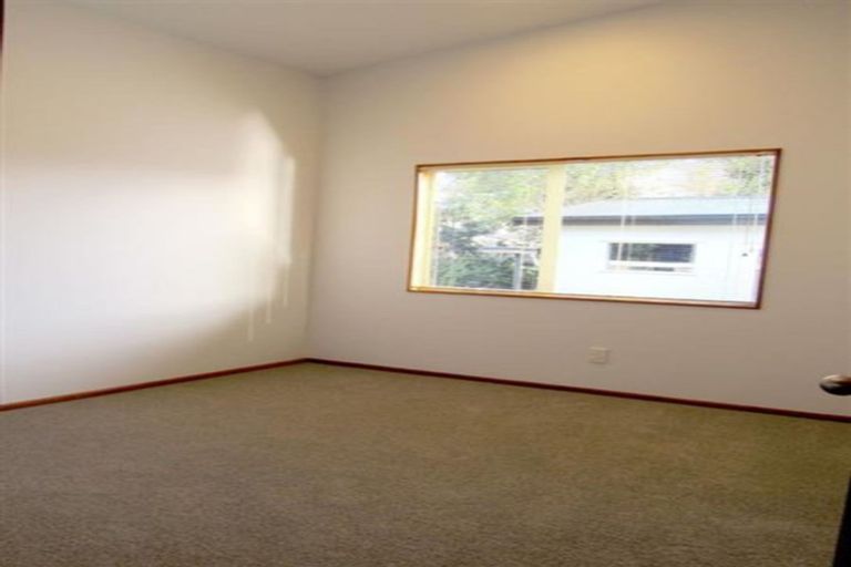 Photo of property in 1070 Beach Road, Torbay, Auckland, 0630