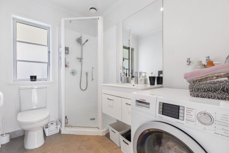 Photo of property in 7 Nelson Avenue, Northcote Point, Auckland, 0627