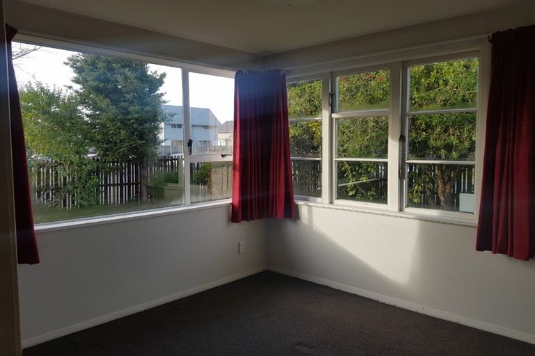Photo of property in 1 Seton Street, Riccarton, Christchurch, 8011