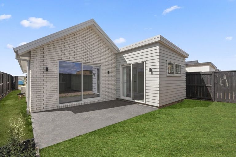 Photo of property in 4 Adzebill Court, Rototuna North, 3210