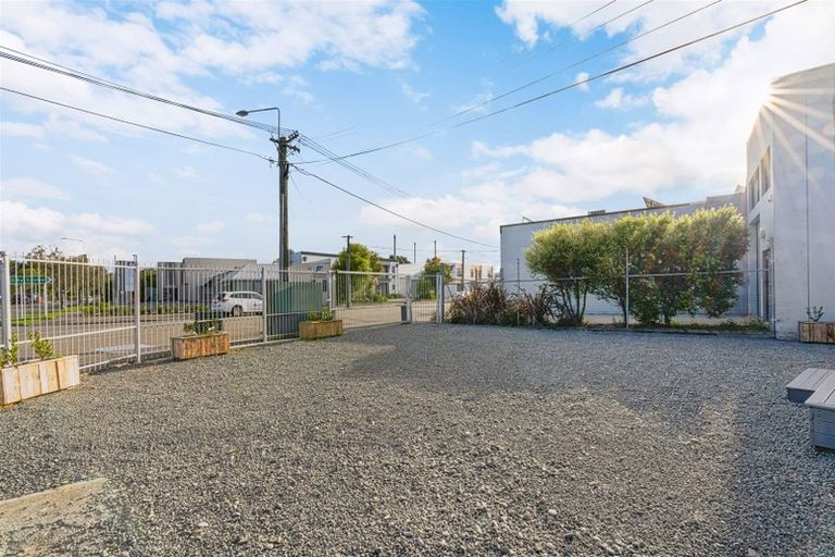 Photo of property in 71 Nursery Road, Phillipstown, Christchurch, 8011