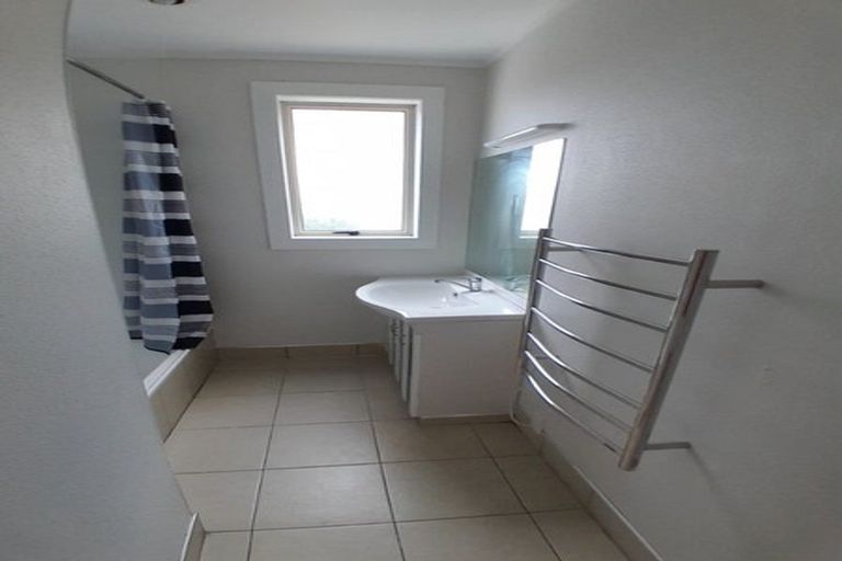 Photo of property in 1/36 Jellicoe Road, Manurewa, Auckland, 2102