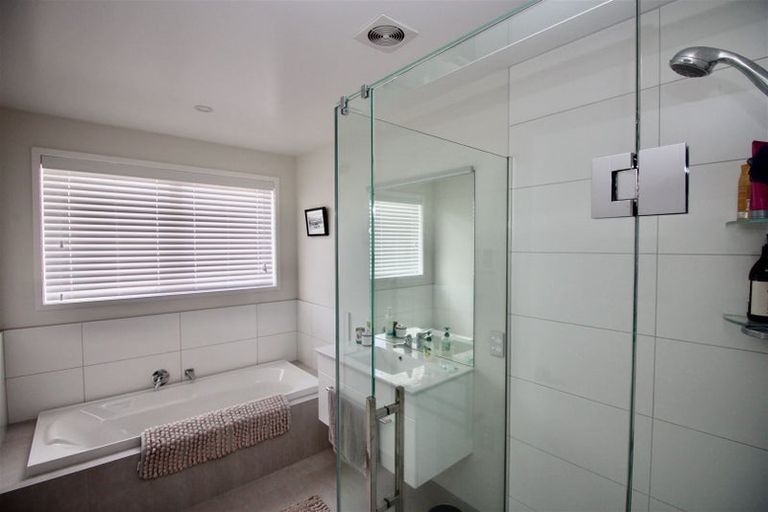 Photo of property in 51 Aquila Drive, Whitianga, 3510