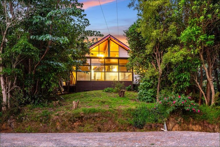 Photo of property in 1142 Moonshine Road, Judgeford, Porirua, 5381