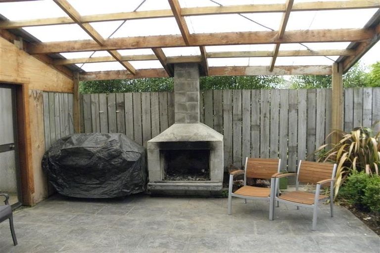 Photo of property in 12 Douglas Street, Grasmere, Invercargill, 9810