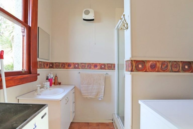 Photo of property in 156 Mackenzie Street, Winton, 9720