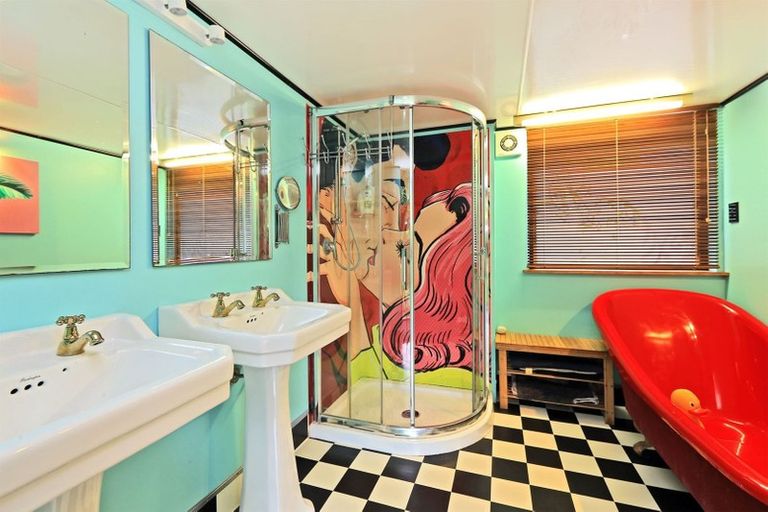 Photo of property in 55c Palmerston Road, Havelock North, 4130