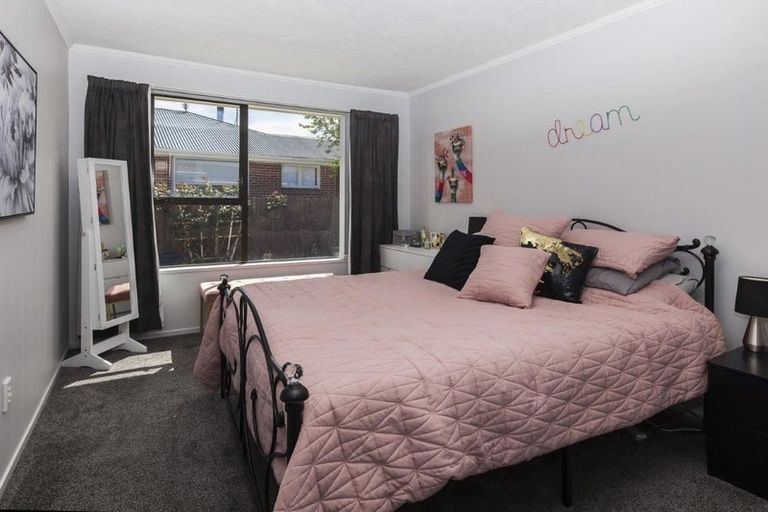 Photo of property in 1/106 Burwood Road, Burwood, Christchurch, 8083