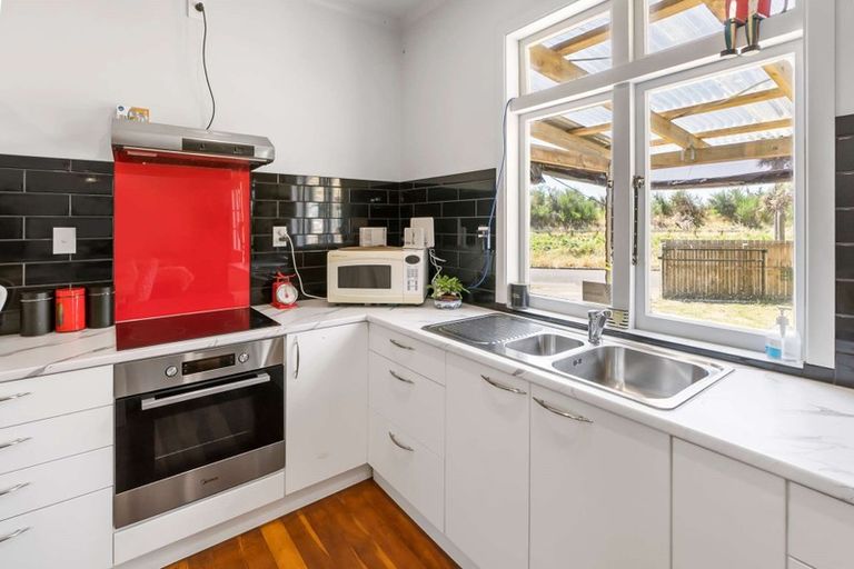 Photo of property in 10 Murray Road, Fairy Springs, Rotorua, 3015