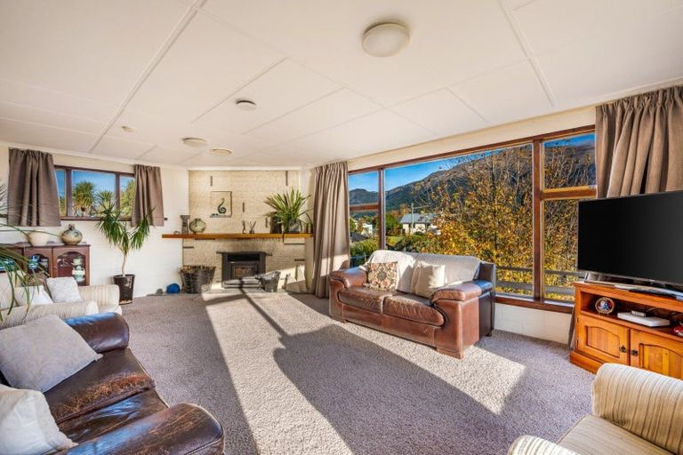 Photo of property in 95 Lakeview Terrace, Lake Hawea, 9382