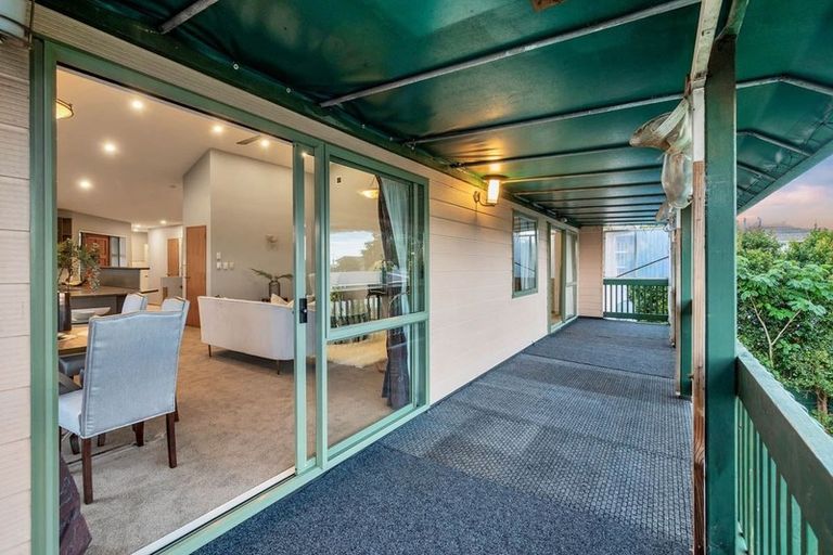 Photo of property in 81 Garton Drive, Massey, Auckland, 0614