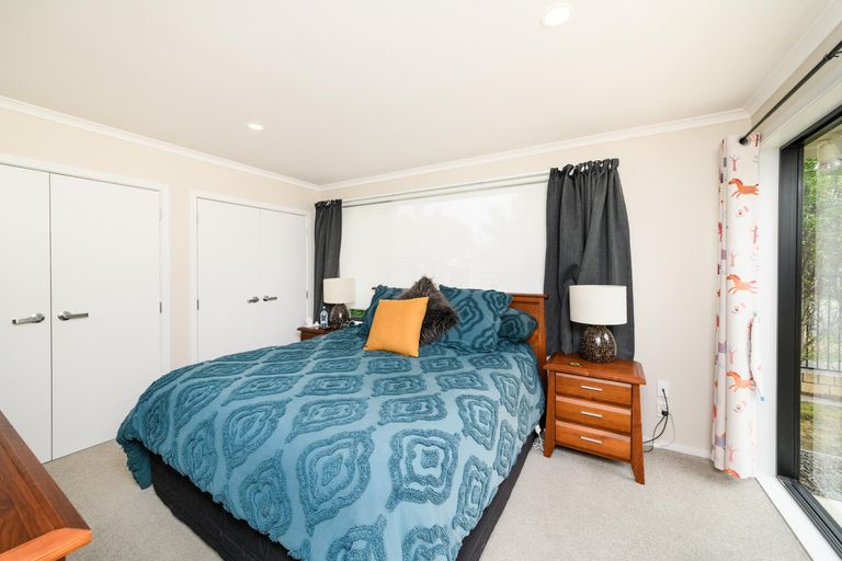 Photo of property in 15a Thomson Street, West End, Palmerston North, 4412