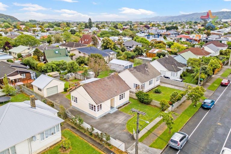 Photo of property in 12 Rumgay Street, Fairfield, Lower Hutt, 5011