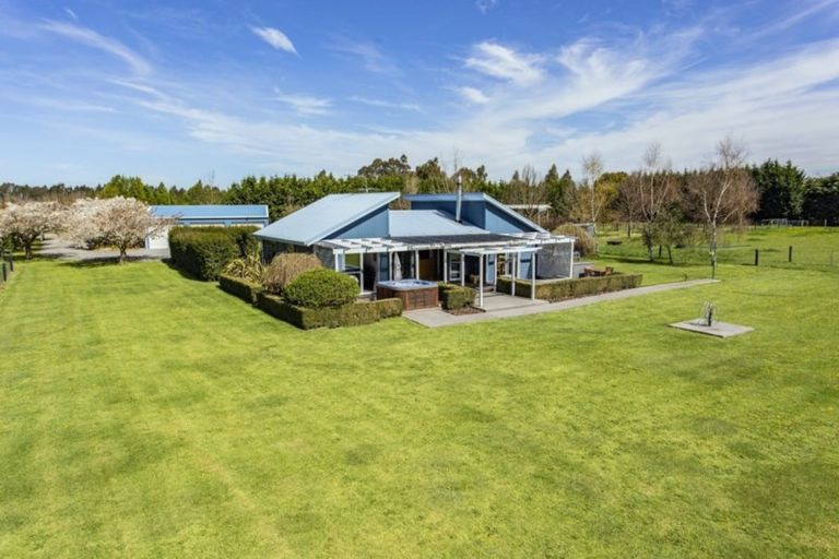 Photo of property in 1196 Woodfields Road, Cust, Rangiora, 7475