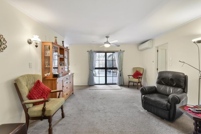 Photo of property in 7 Wilencote Place, Pahurehure, Papakura, 2113