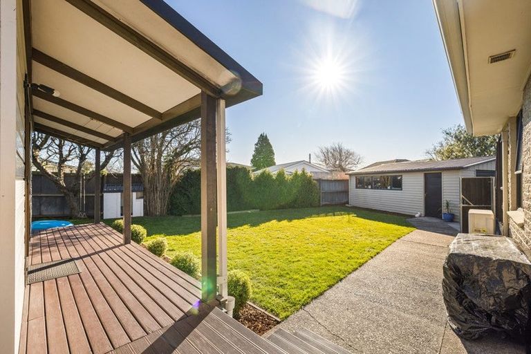 Photo of property in 23 Glenora Place, Hornby, Christchurch, 8042