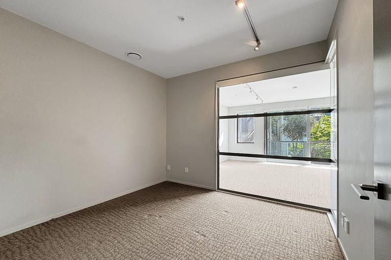 Photo of property in Masina Apartments, 204/80 Riddiford Street, Newtown, Wellington, 6021