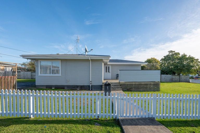 Photo of property in 1 Charles Street, Tokoroa, 3420