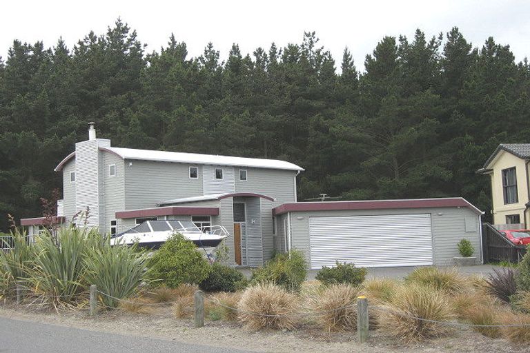 Photo of property in 574 Bower Avenue, Parklands, Christchurch, 8083