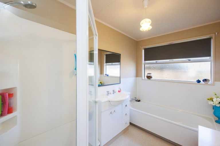 Photo of property in 14 Wedgwood Grove, Highbury, Palmerston North, 4412