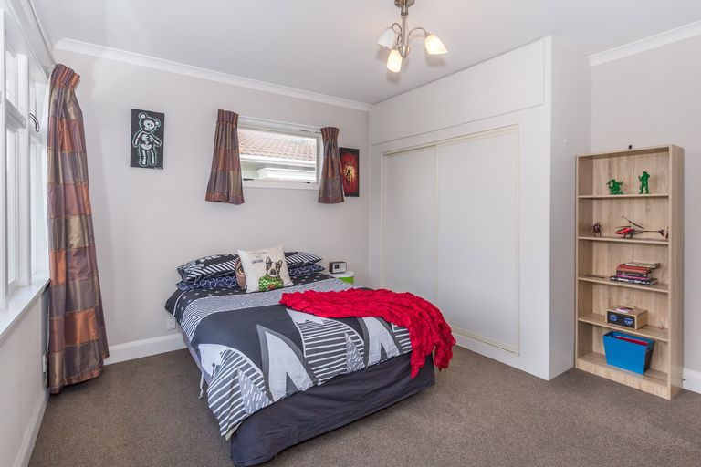 Photo of property in 27 Penrith Avenue, Somerfield, Christchurch, 8024
