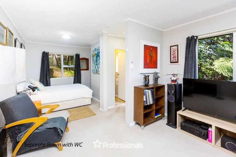 Photo of property in 96 Kamahi Street, Stokes Valley, Lower Hutt, 5019