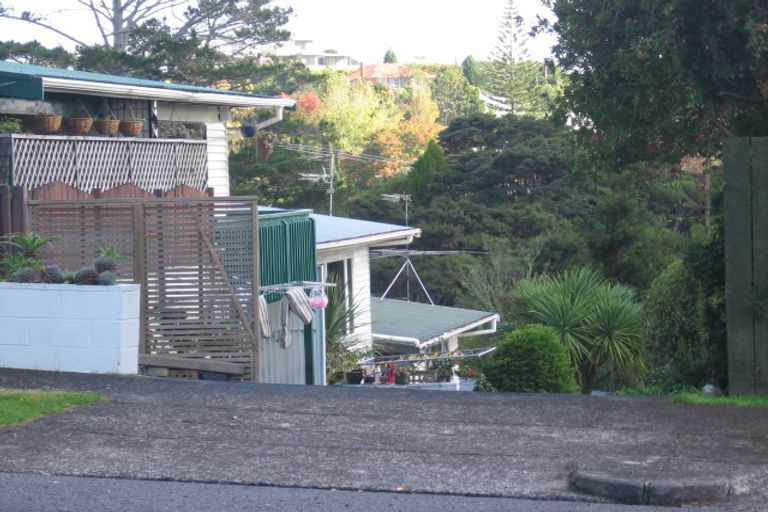 Photo of property in 3/199 Titirangi Road, Titirangi, Auckland, 0604