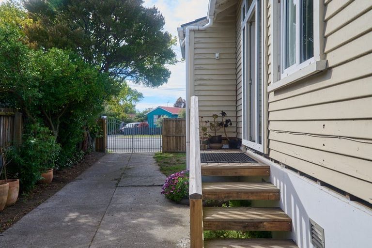 Photo of property in 18 Pratt Street, New Brighton, Christchurch, 8083